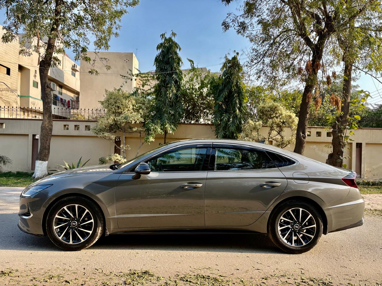 
								Hyundai Sonata 2.5 2022 full									