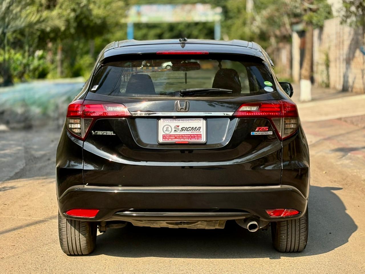 
								Honda Vezel X Package 2018 full									