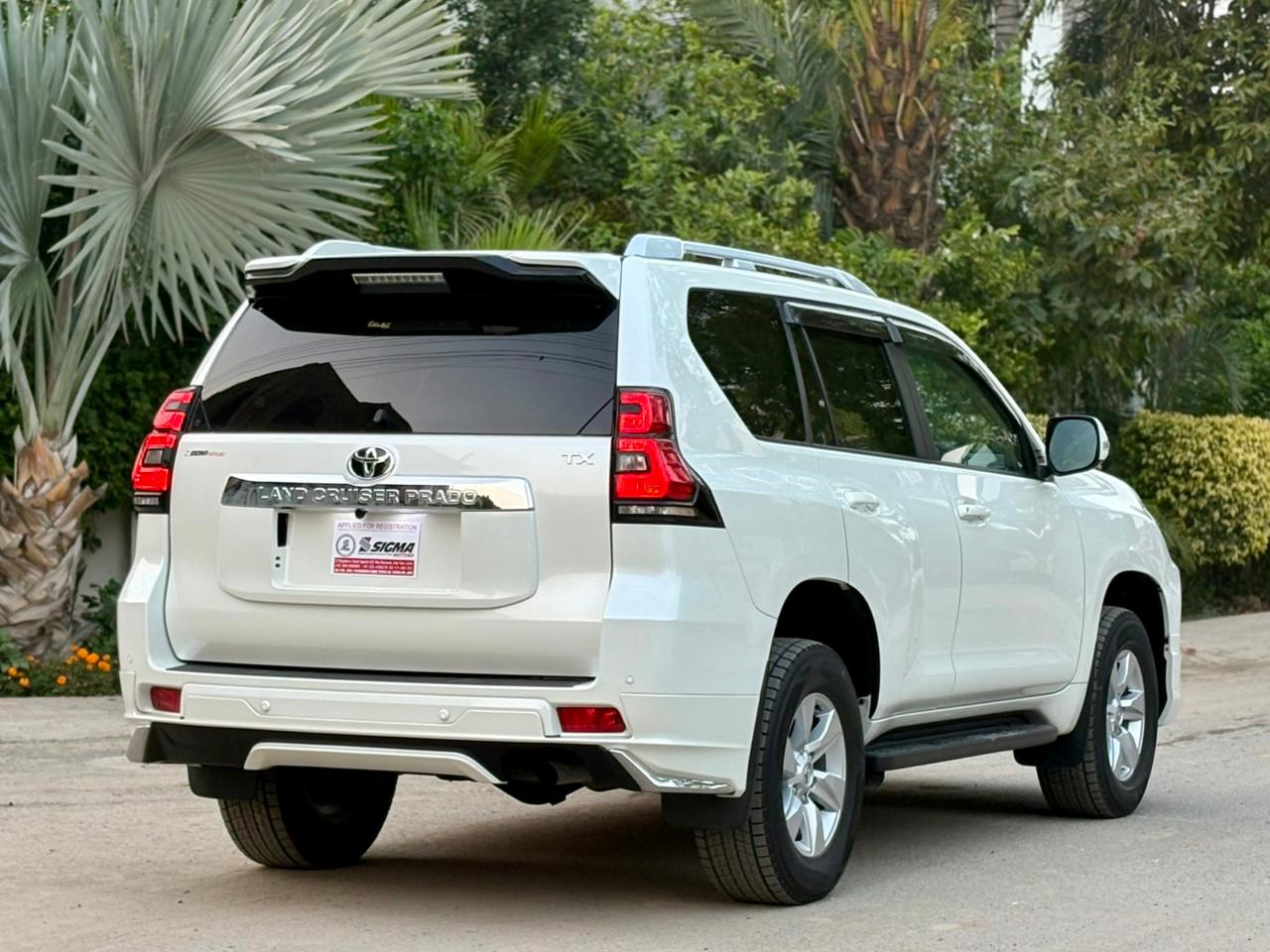 
								Toyota Land Cruiser Prado 2.7 TX 2021 full									