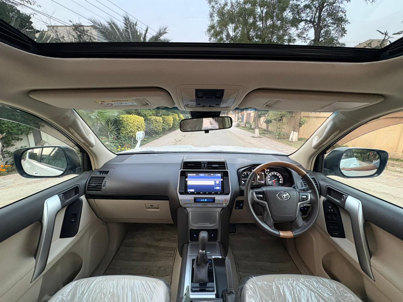 
								Toyota Land Cruiser Prado 2.7 TX 2021 full									