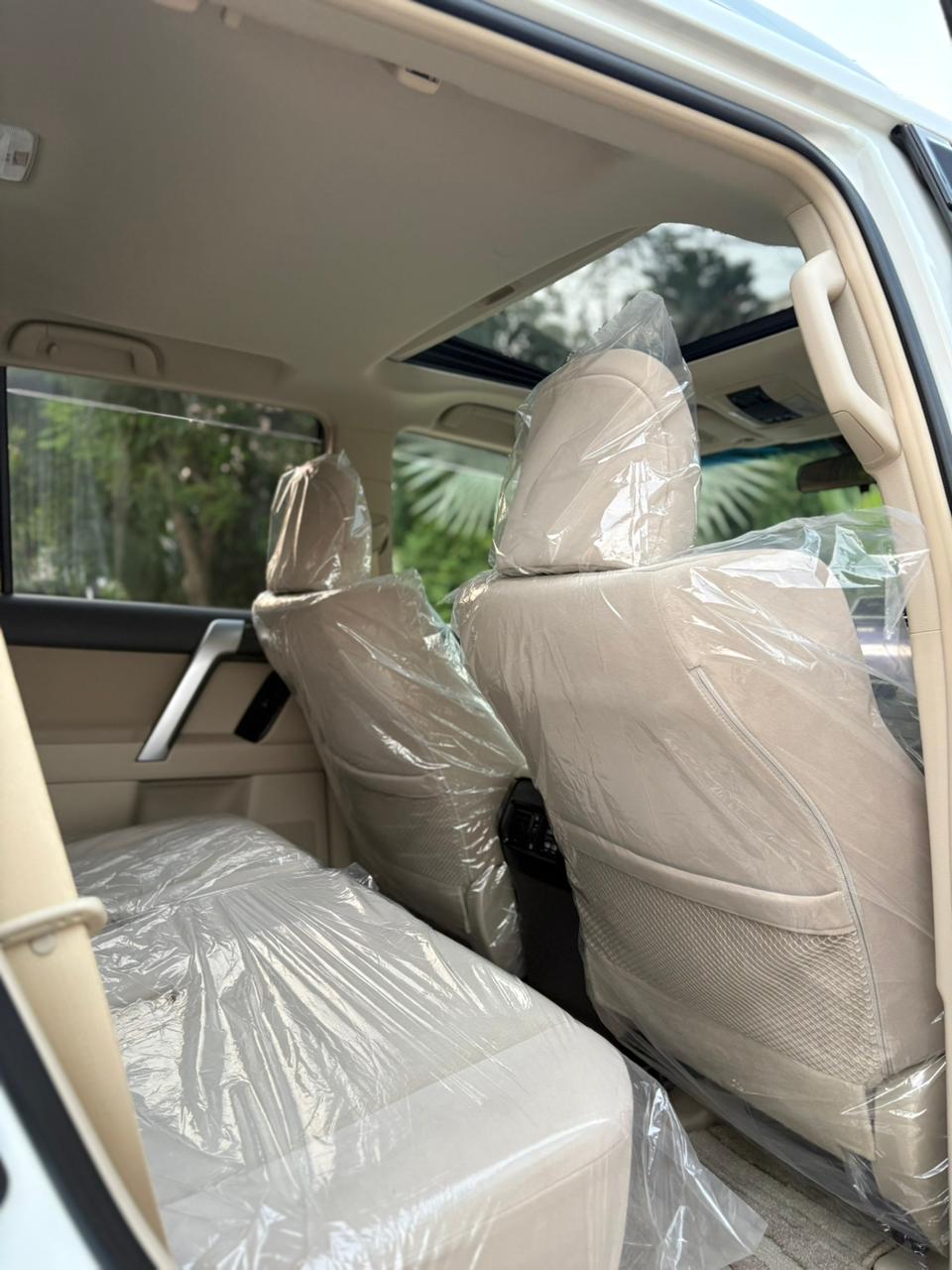 
								Toyota Land Cruiser Prado 2.7 TX 2021 full									