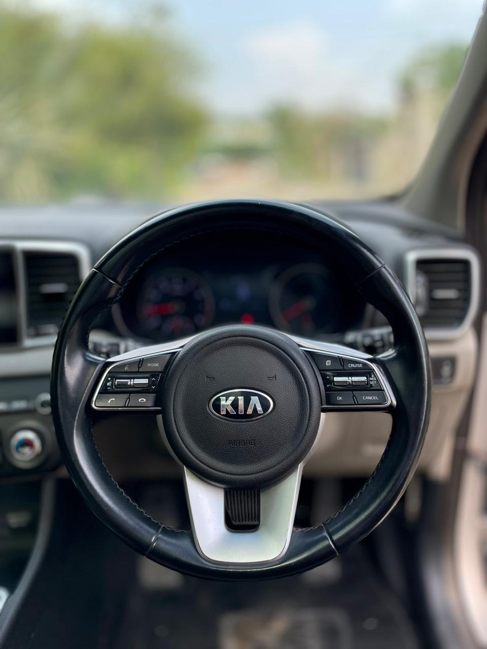 
								KIA Sportage FWD 2020 full									