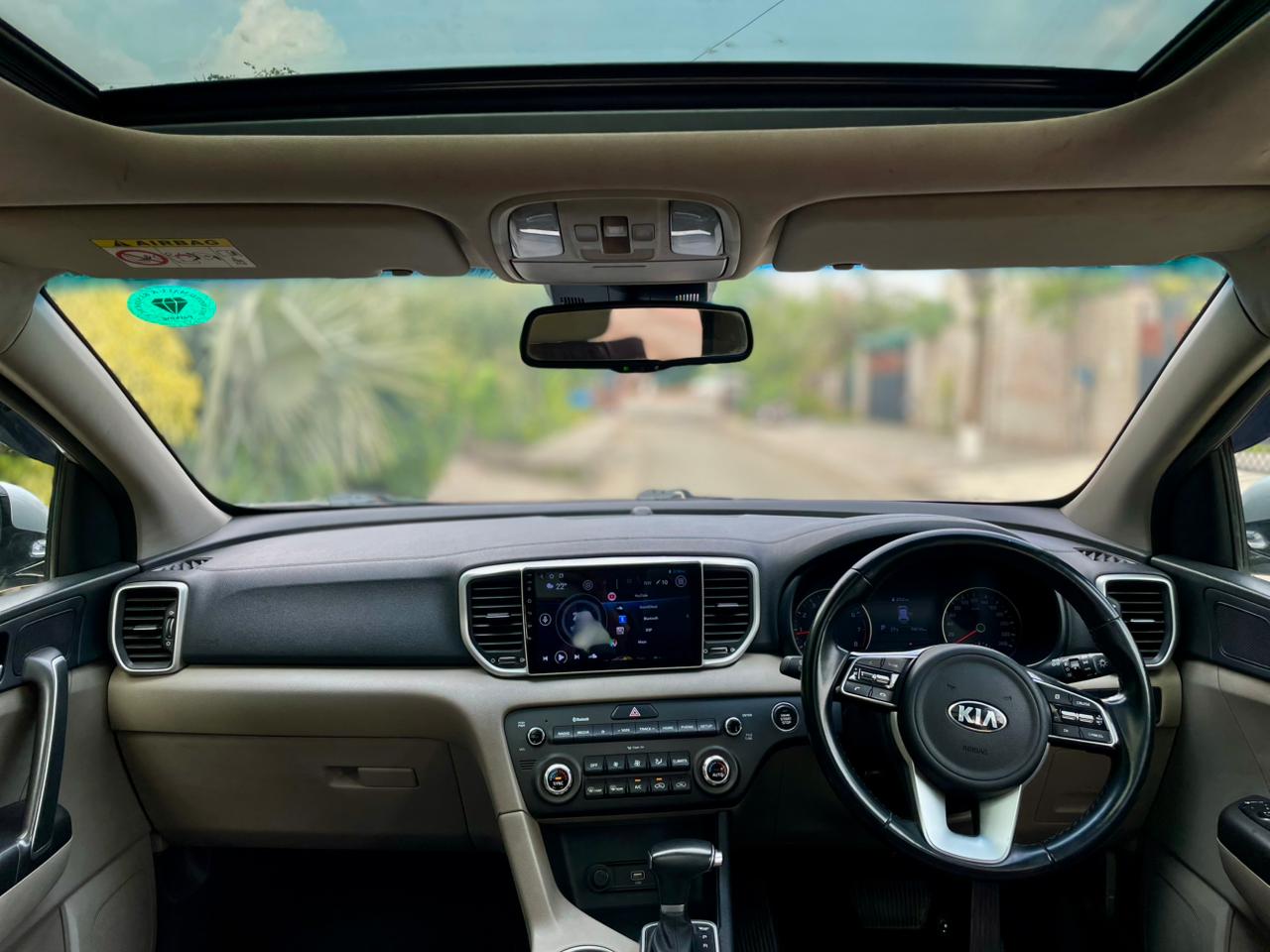 
								KIA Sportage FWD 2020 full									