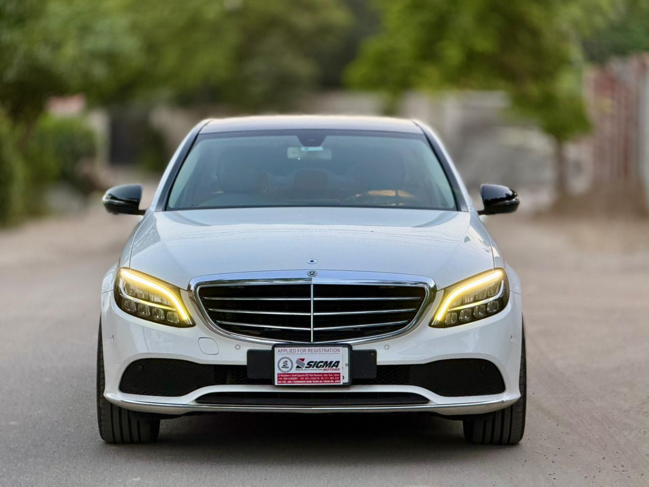 
								Mercedes Benz C180 Exclusive Package 2019 full									
