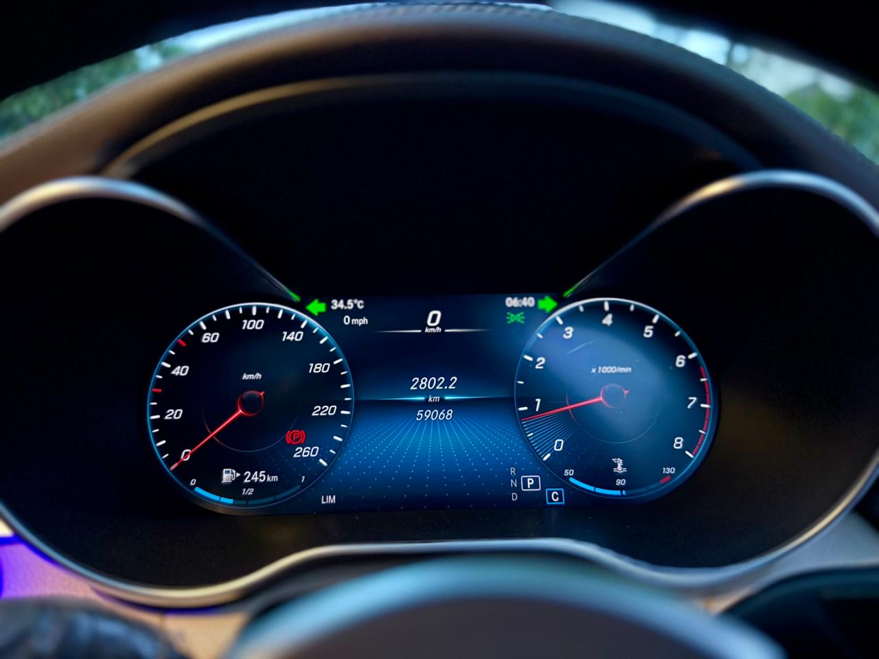 
								Mercedes Benz C180 Exclusive Package 2019 full									