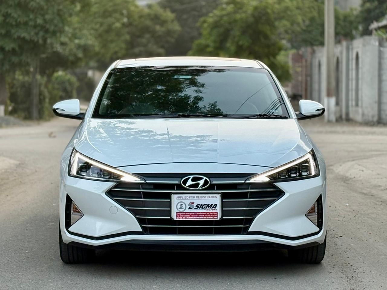 
								Hyundai Elantra GLS 2.0 2024 full									