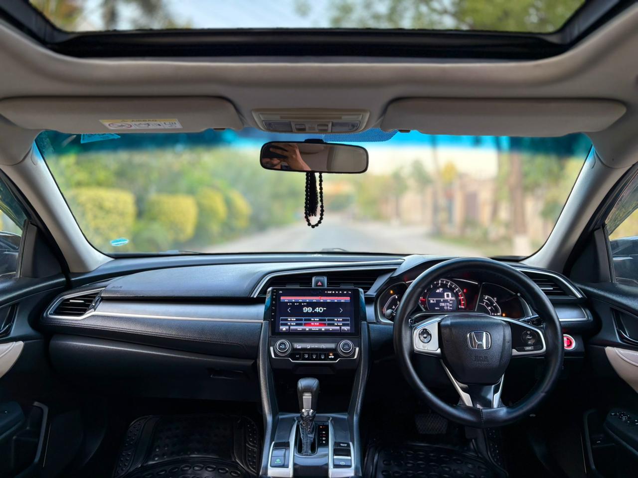 
								Honda Civic Oriel Turbo 2016 full									