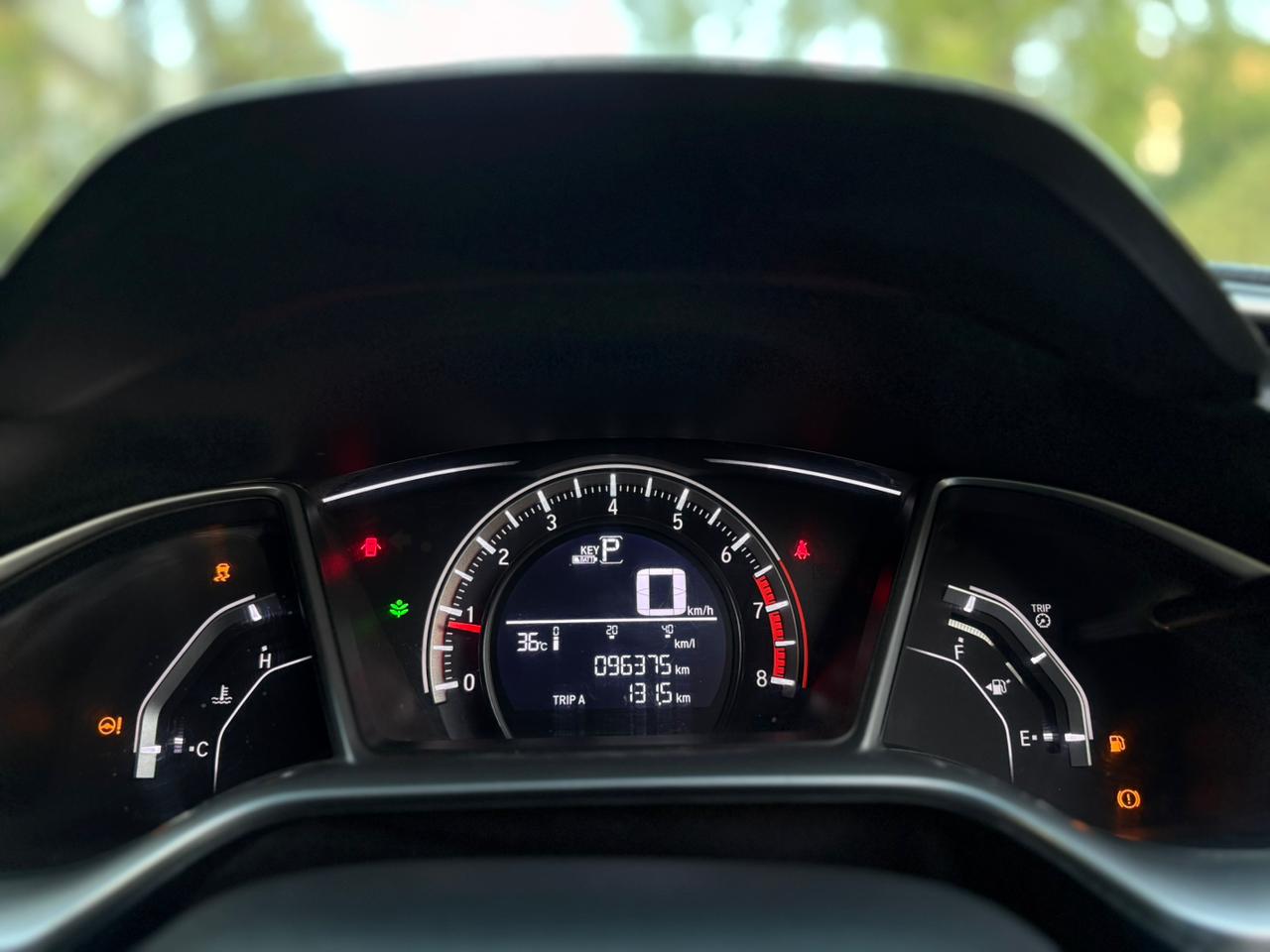 
								Honda Civic Oriel Turbo 2016 full									