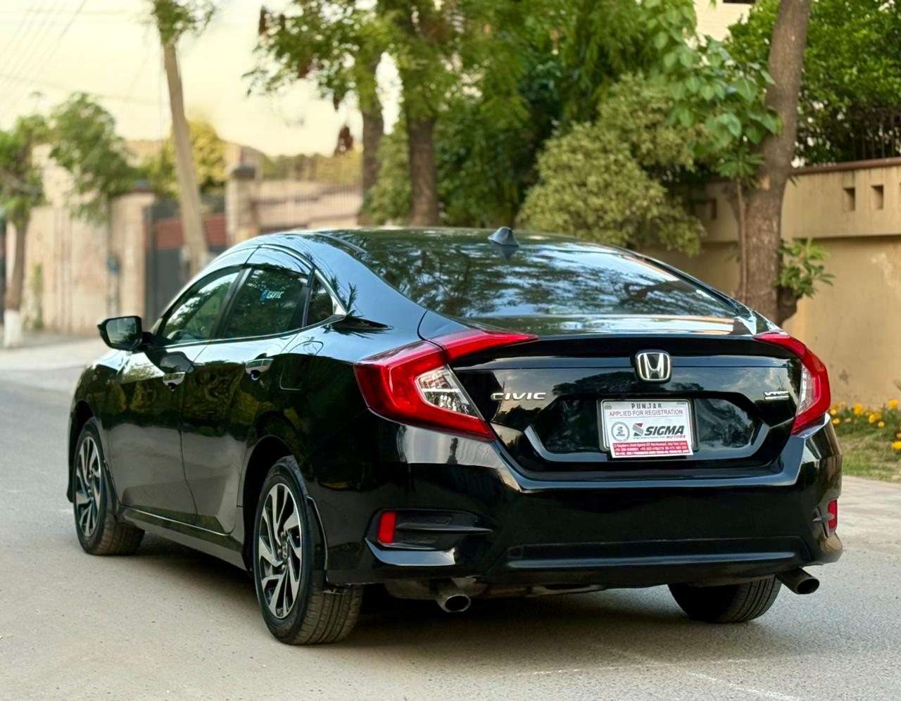 
								Honda Civic Oriel Turbo 2016 full									