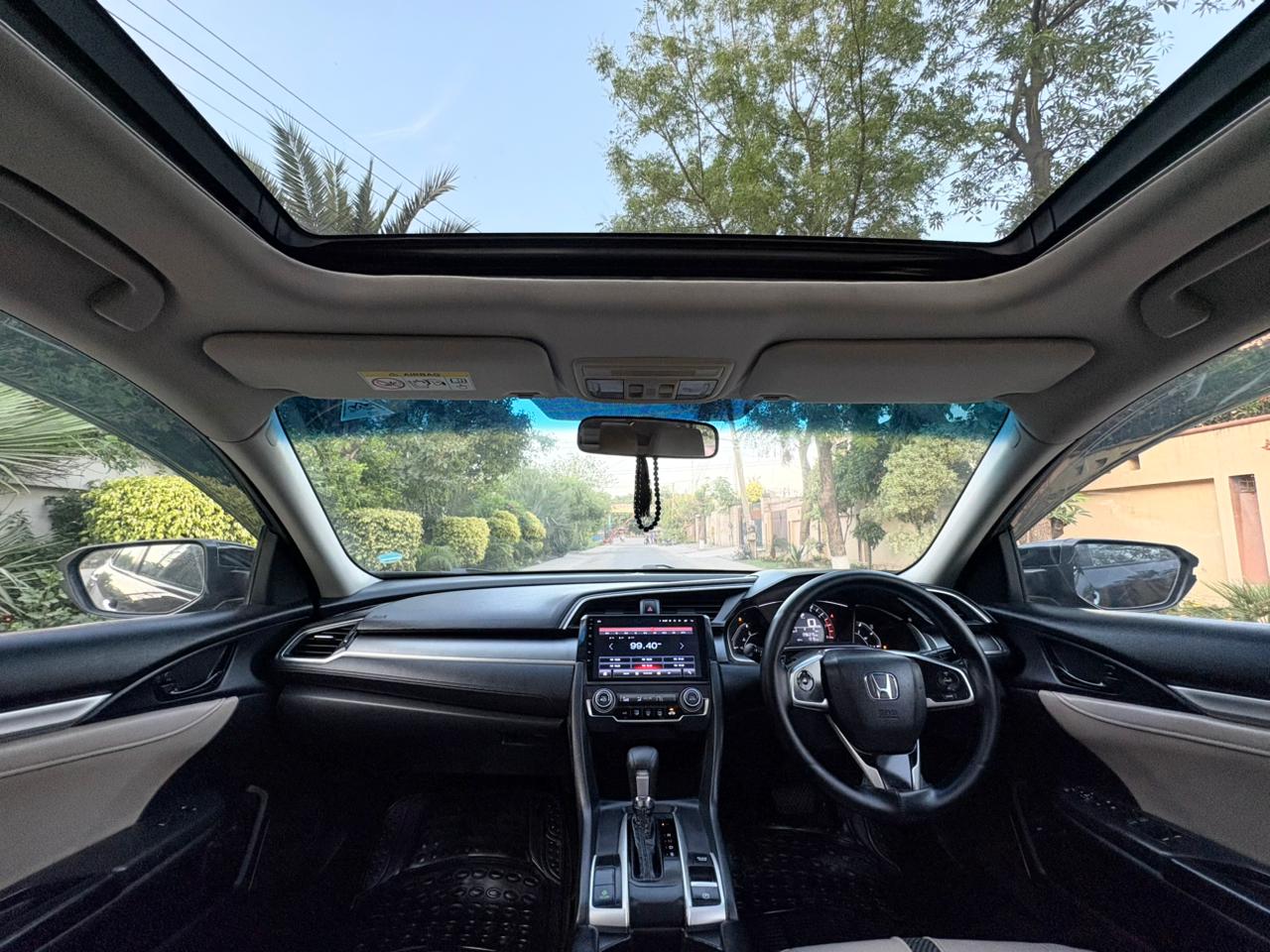 
								Honda Civic Oriel Turbo 2016 full									