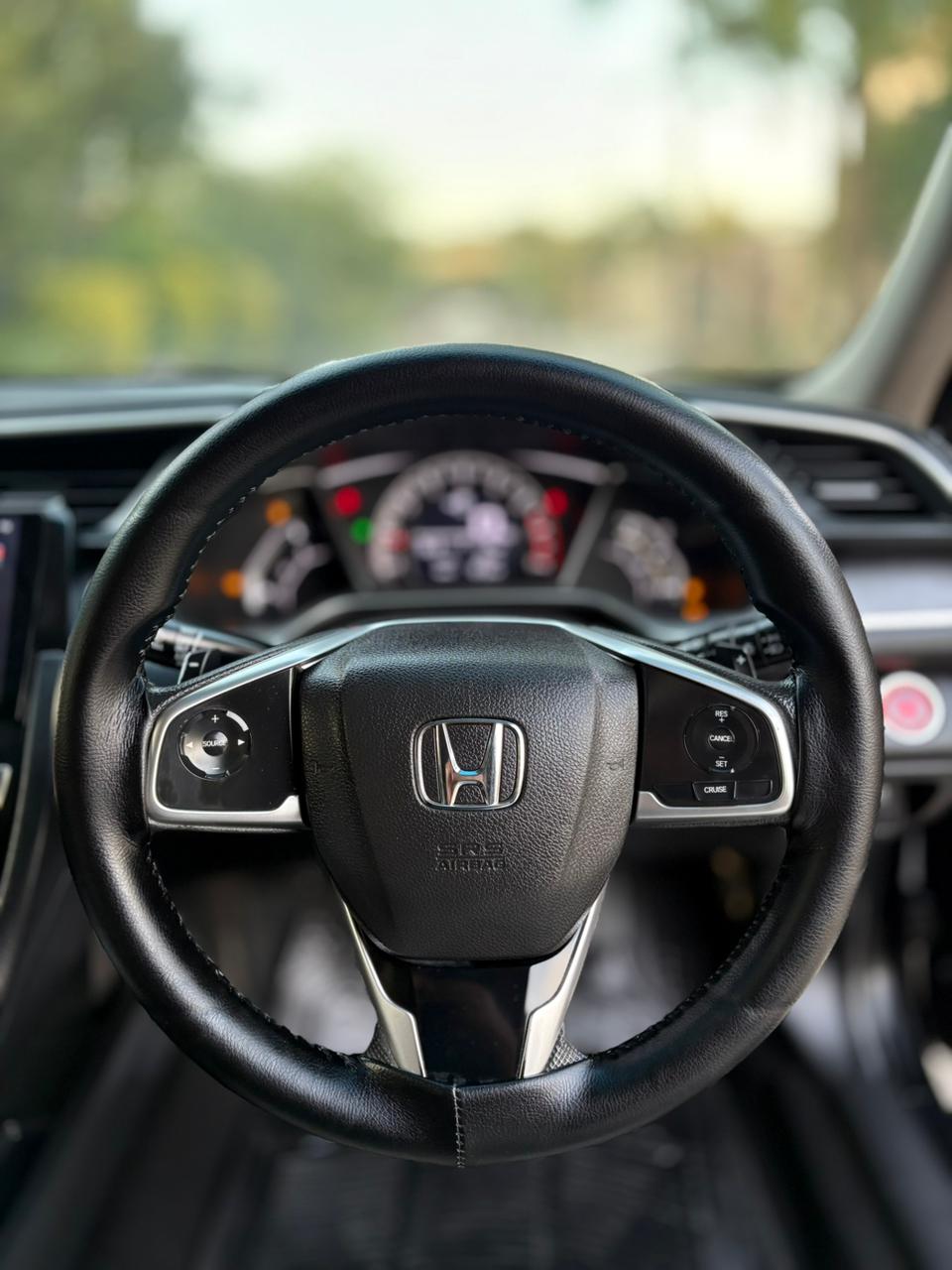 
								Honda Civic Oriel Turbo 2016 full									