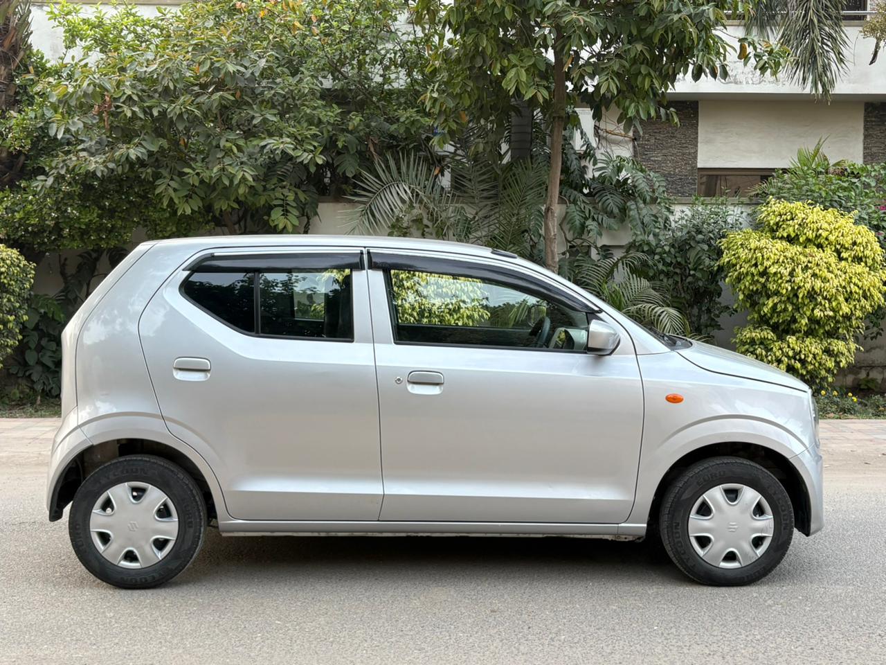 
								Suzuki Alto VXL AGS 2024 full									