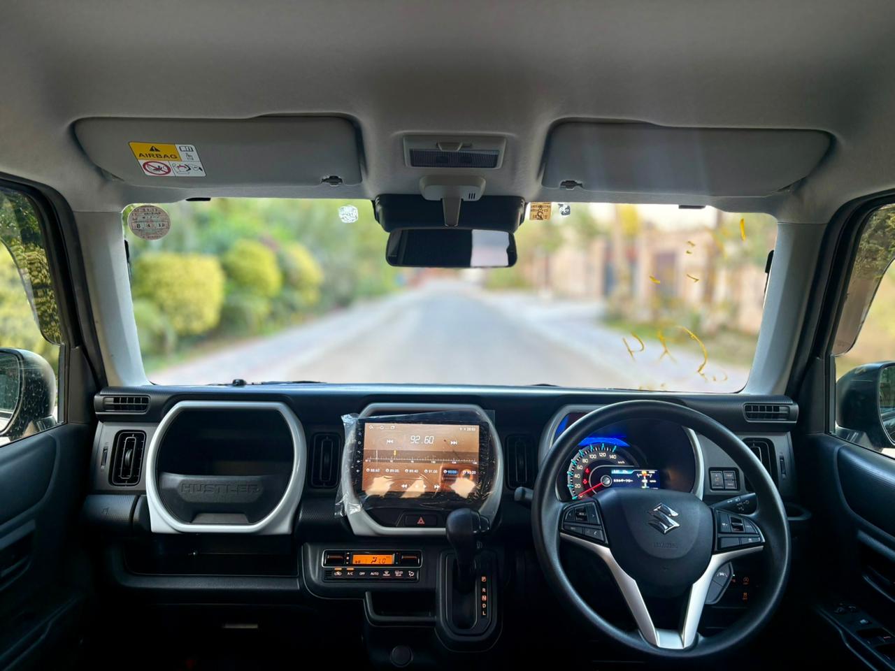 
								Suzuki Hustler Hybrid 2023 full									