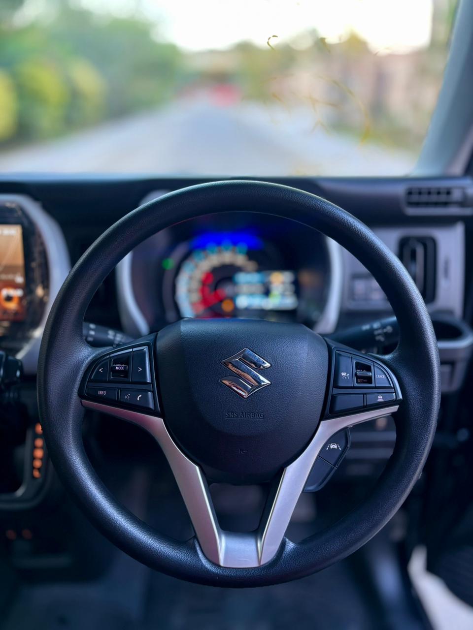 
								Suzuki Hustler Hybrid 2023 full									