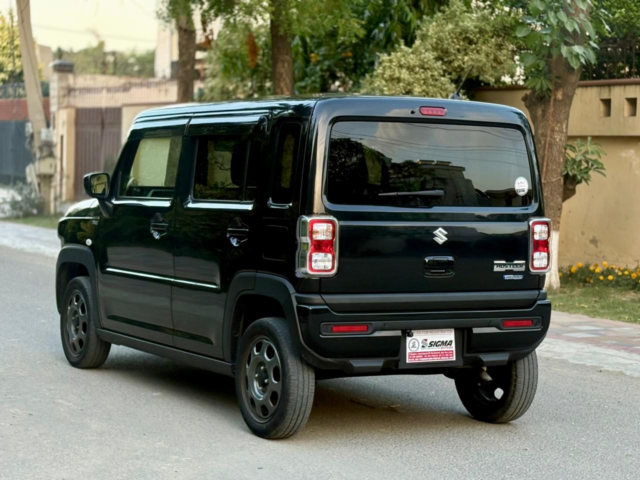 
								Suzuki Hustler Hybrid 2023 full									