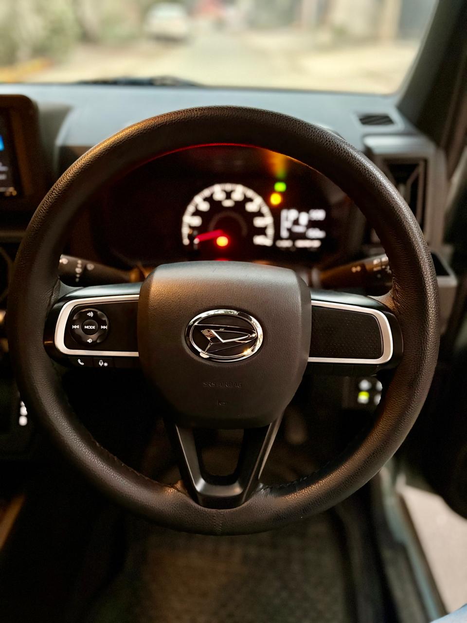 
								Daihatsu Taft Panoramic Roof 2023 full									