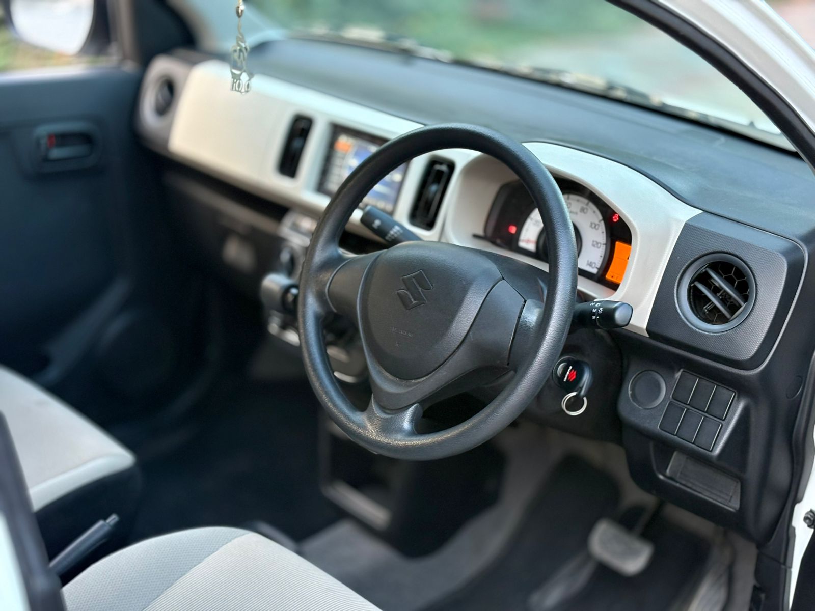 
								Suzuki Alto VXL AGS 2025 full									