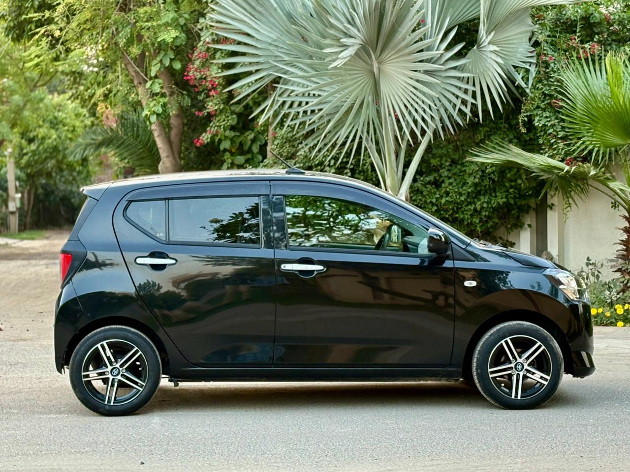 
								Daihatsu Mira ES XSA3 2022 full									