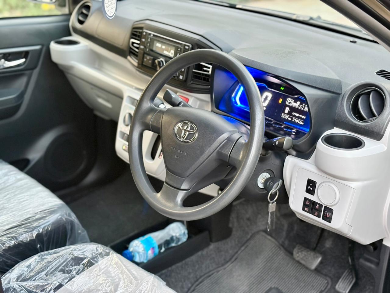 
								Daihatsu Mira ES XSA3 2022 full									