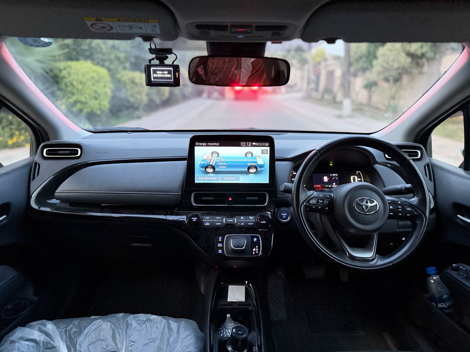 
								Toyota Aqua New Shape 2021 full									