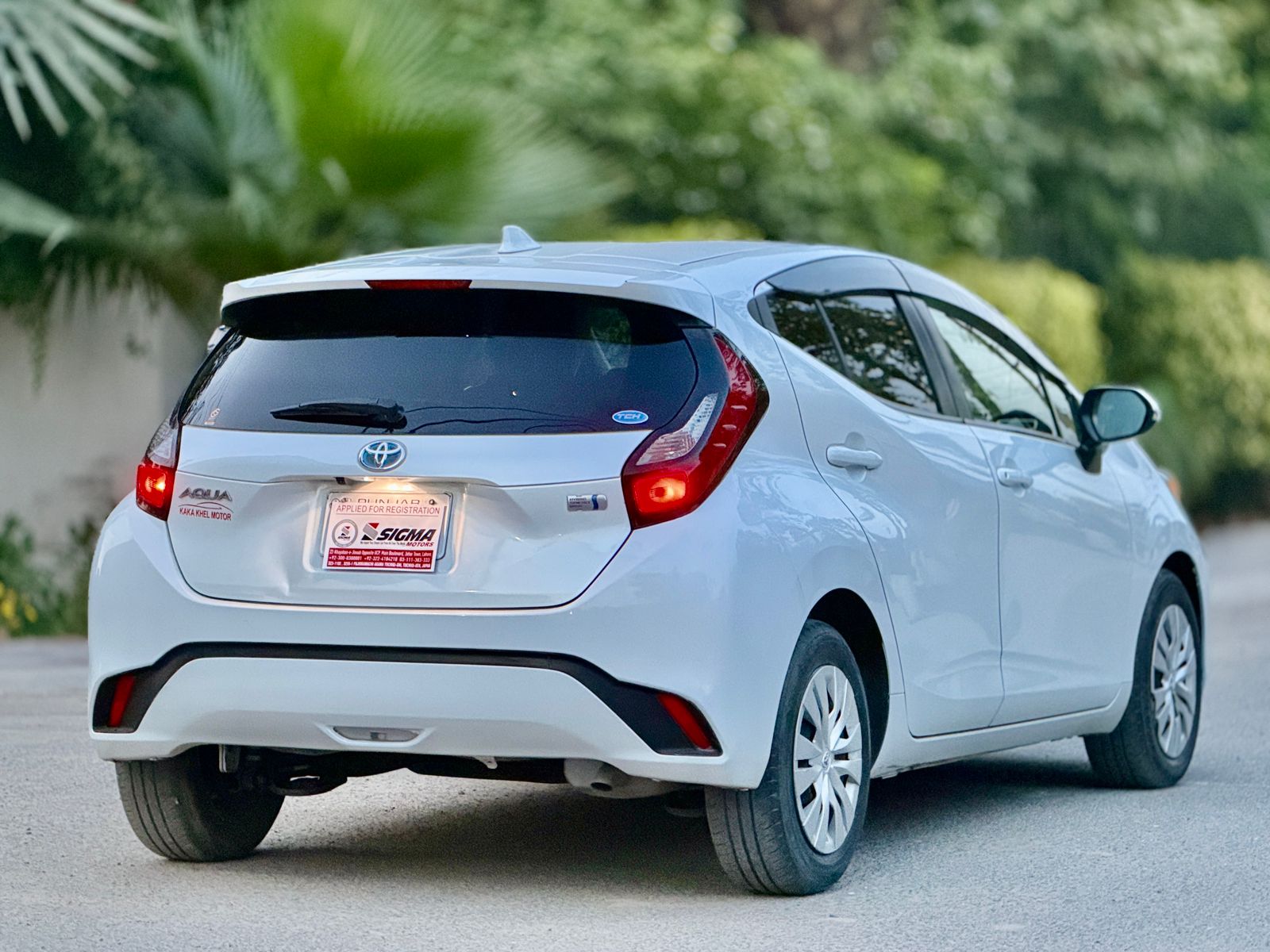 
								Toyota Aqua New Shape 2021 full									