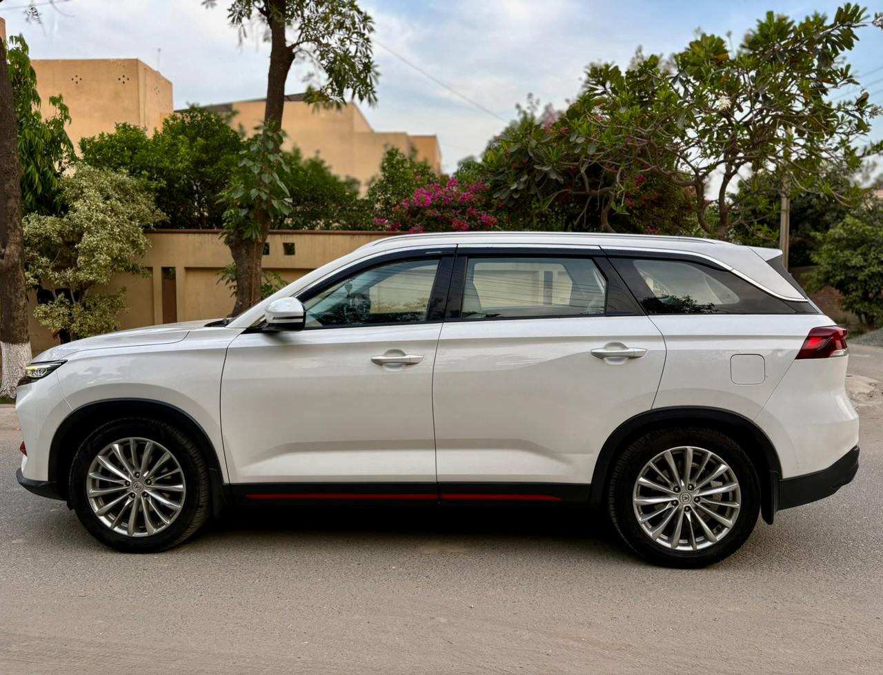 
								Changan Oshan X7 Comfort 2024 full									