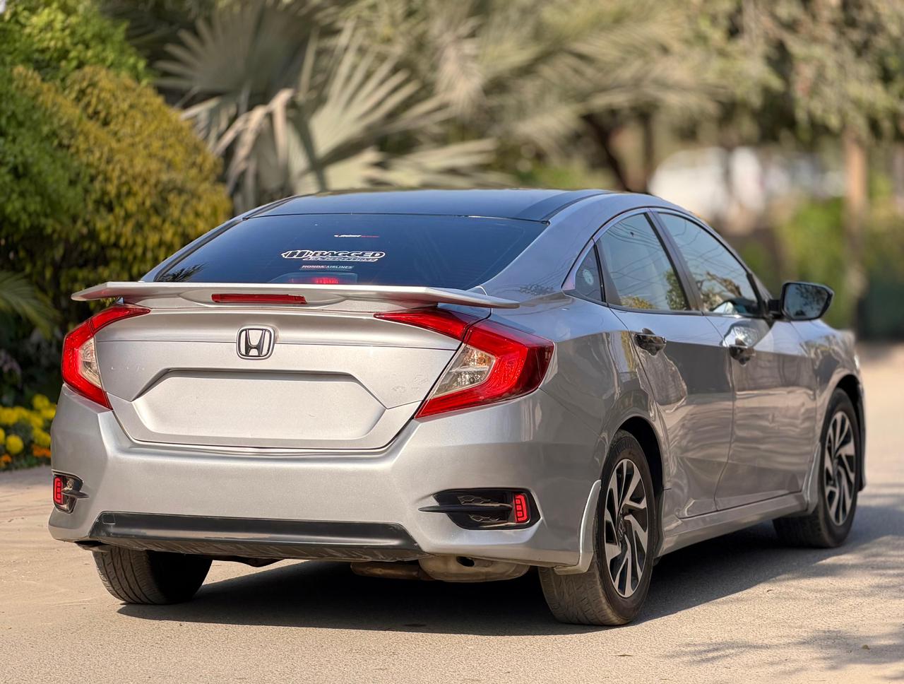 
								Honda Civic Oriel Turbo 2016 full									
