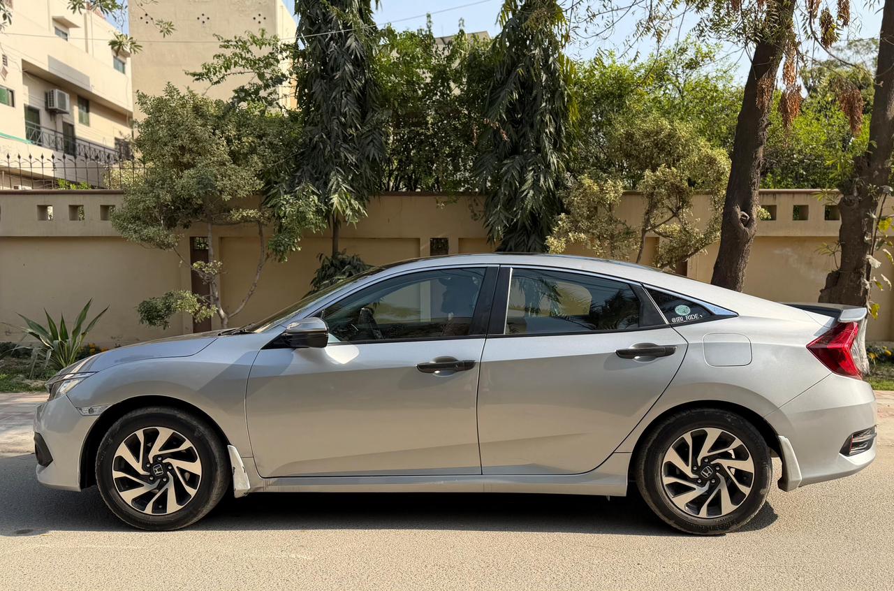
								Honda Civic Oriel Turbo 2016 full									