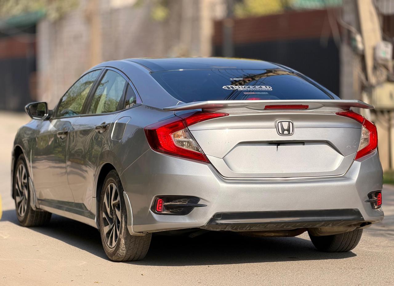 
								Honda Civic Oriel Turbo 2016 full									