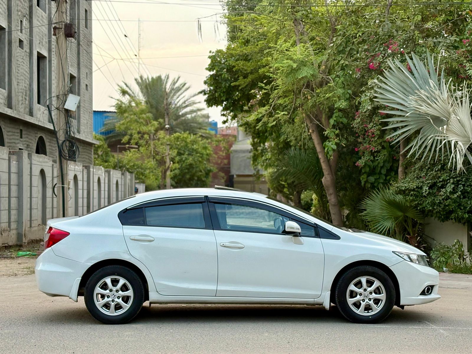 
								Honda Civic Rebirth Oriel Prosmatec UG 2015 full									