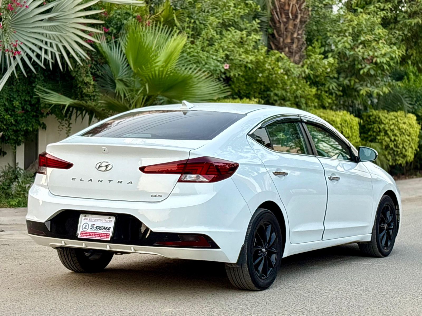 
								Hyundai Elantra GLS 2.0 2021 full									