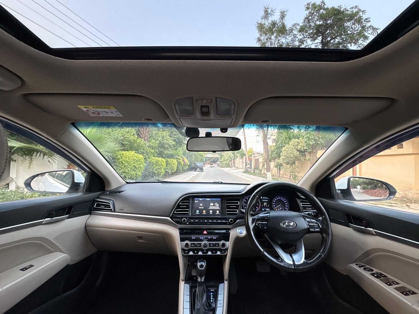 
								Hyundai Elantra GLS 2.0 2021 full									