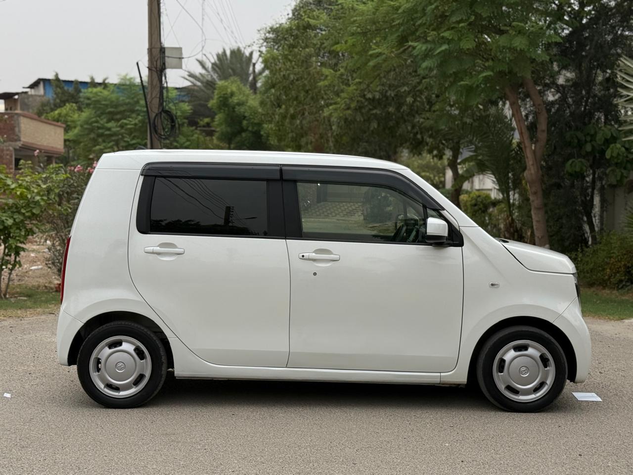 
								Honda N-WGN 2022 full									