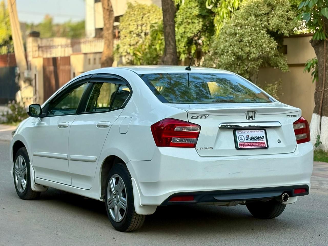 
								Honda City 1.3 Manual 2018 full									