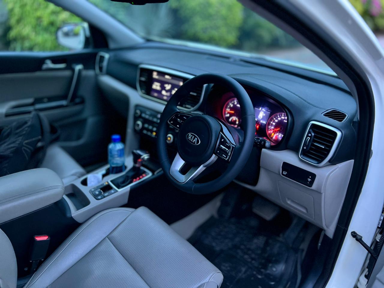 
								KIA Sportage AWD 2020 full									