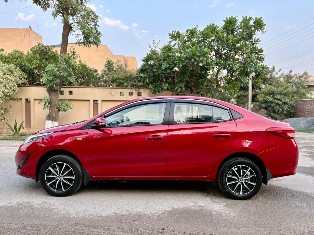 
								Toyota Yaris ATIV 1.3 CVT 2021 full									