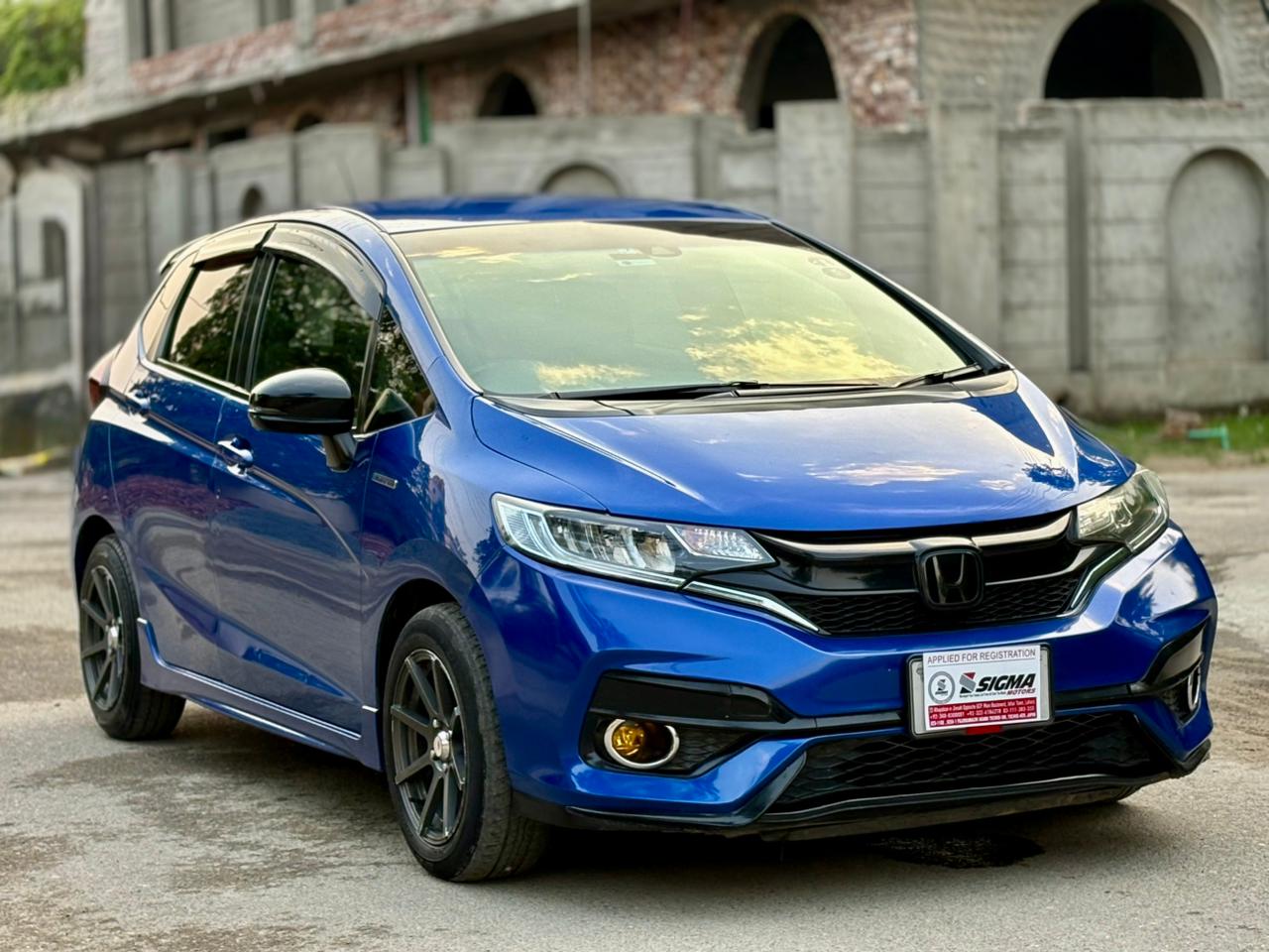 
								Honda Fit RS Hybrid 1.5 2017 full									
