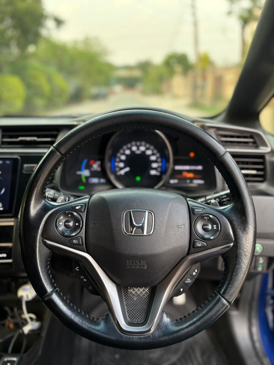 
								Honda Fit RS Hybrid 1.5 2017 full									