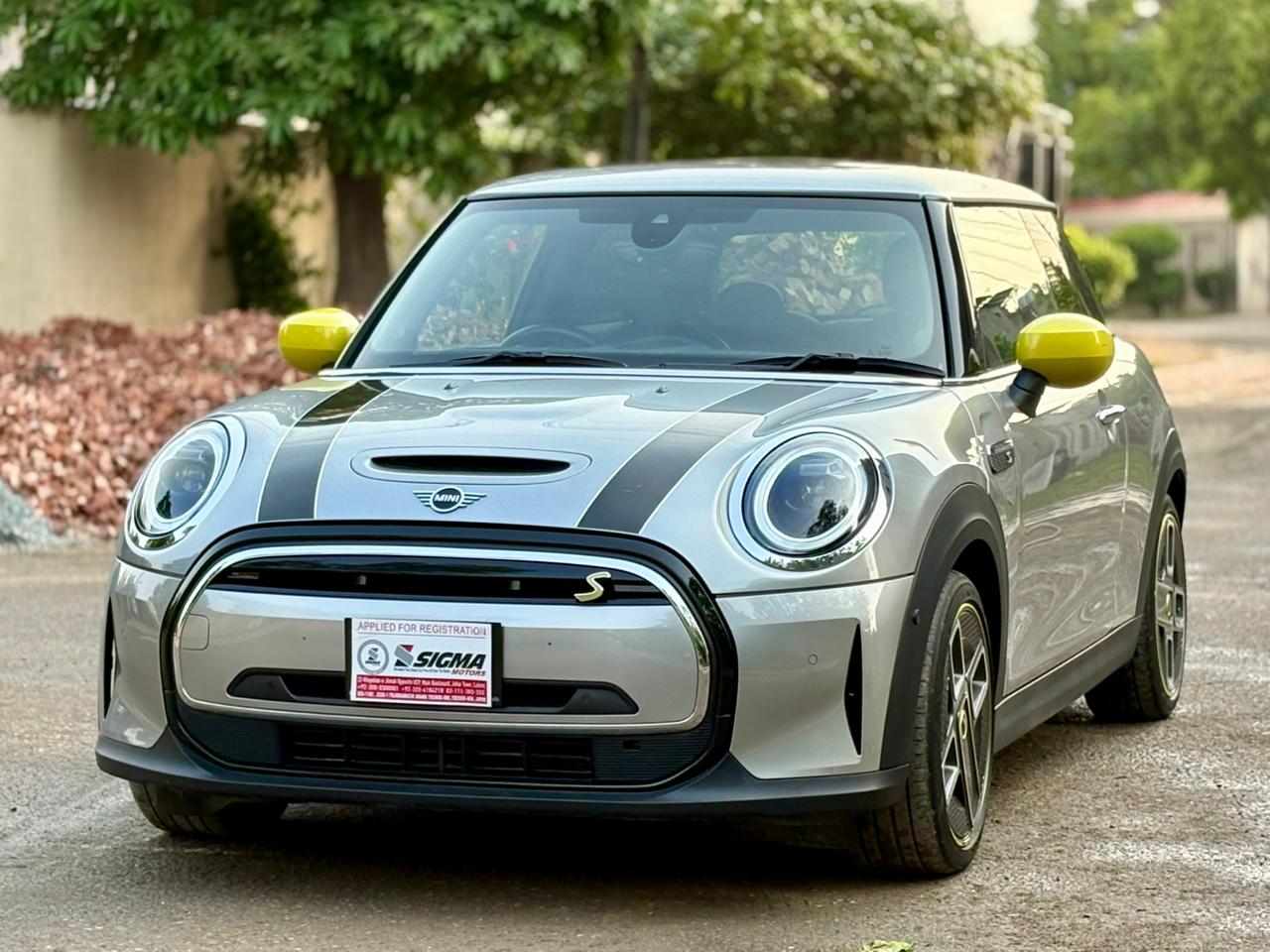
								Mini Cooper S Electric 2022 full									