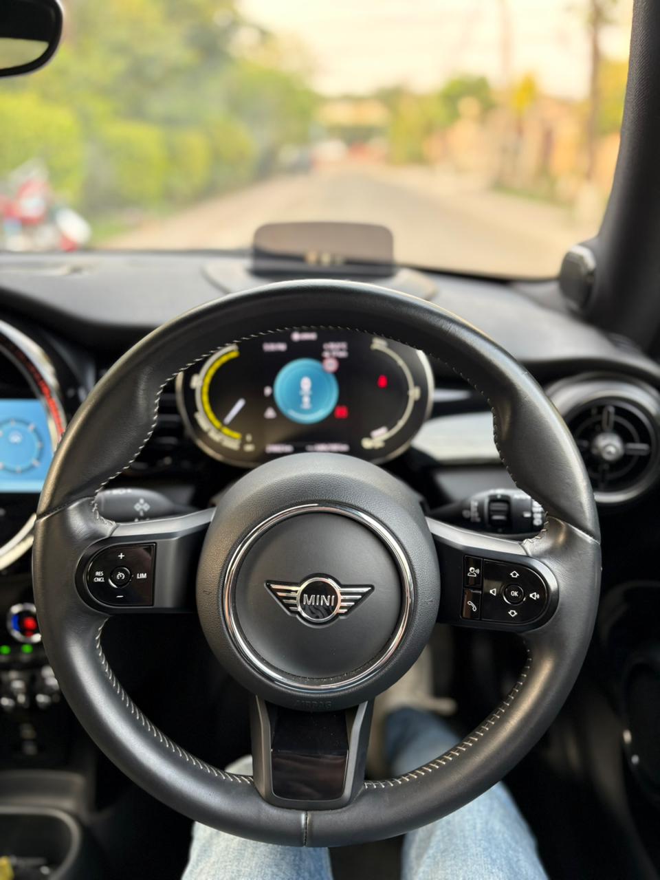 
								Mini Cooper S Electric 2022 full									