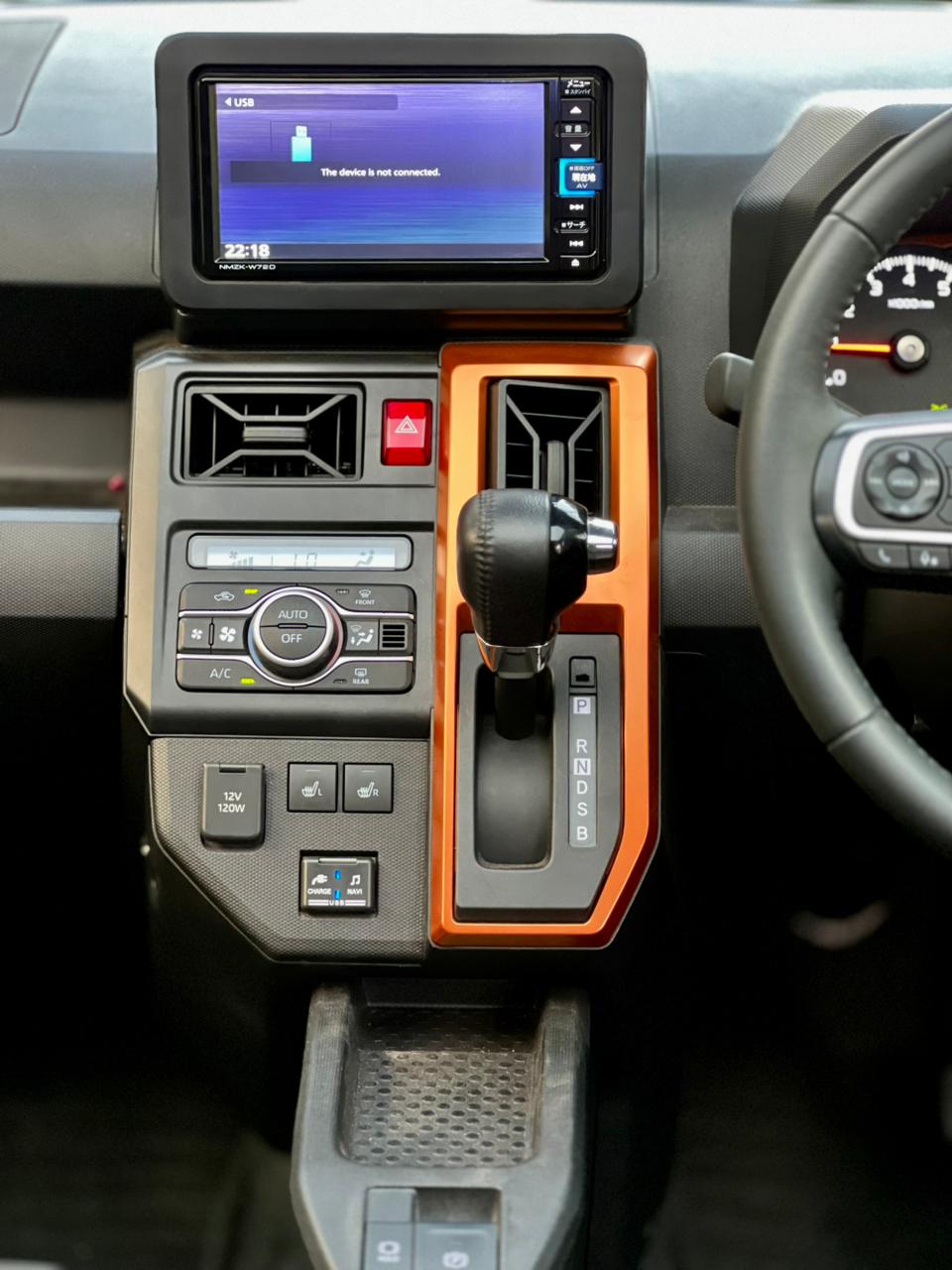 
								Daihatsu Taft Turbo Panoramic Roof 2022 full									