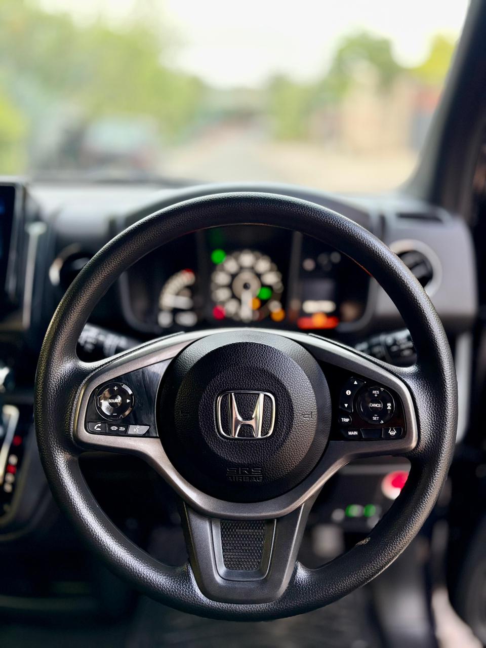 
								Honda N-WGN Custom 2024 full									
