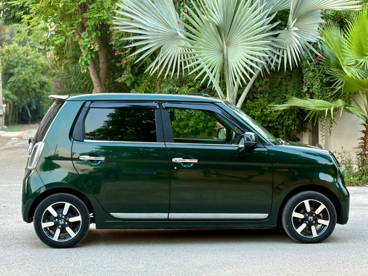
								Honda N-One Premium 2022 full									