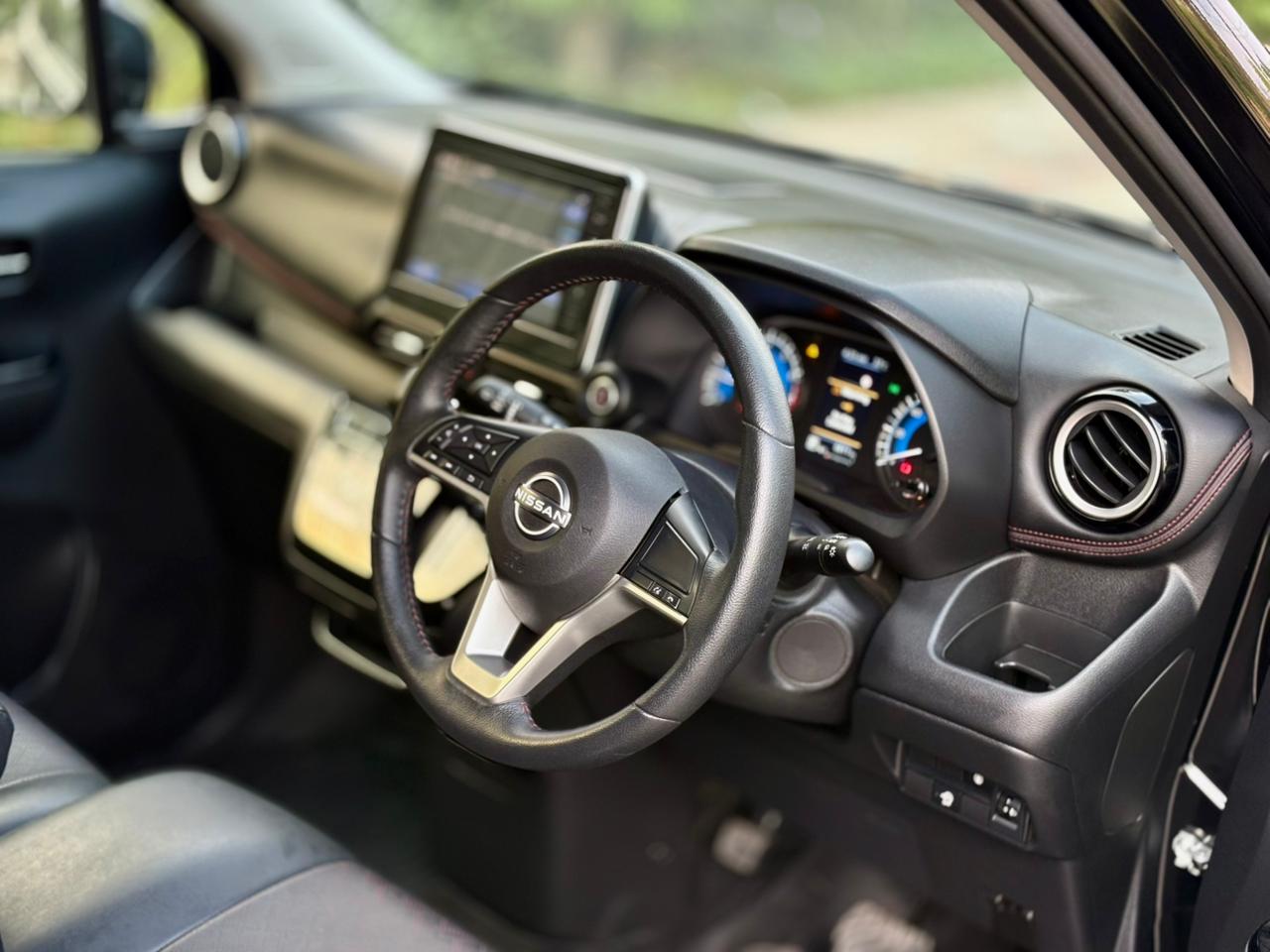 
								Nissan Dayz Highway Star Turbo 2024 full									