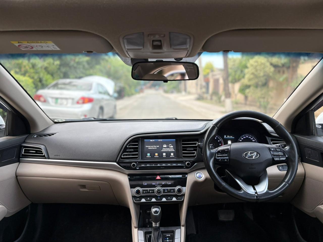 
								Hyundai Elantra GLS 2.0 2021 full									
