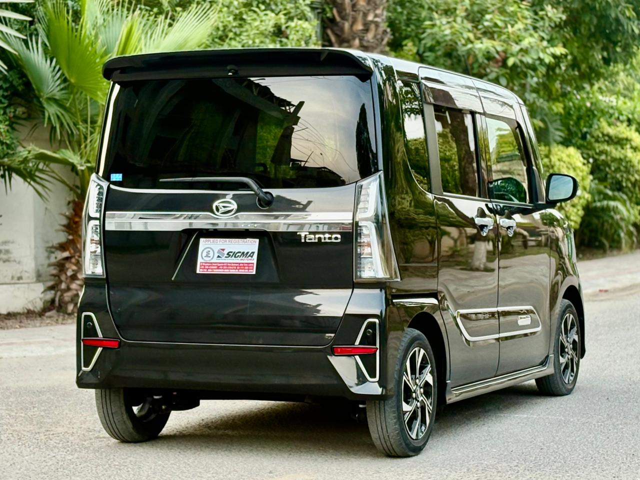 
								Daihatsu Tanto 2022 full									